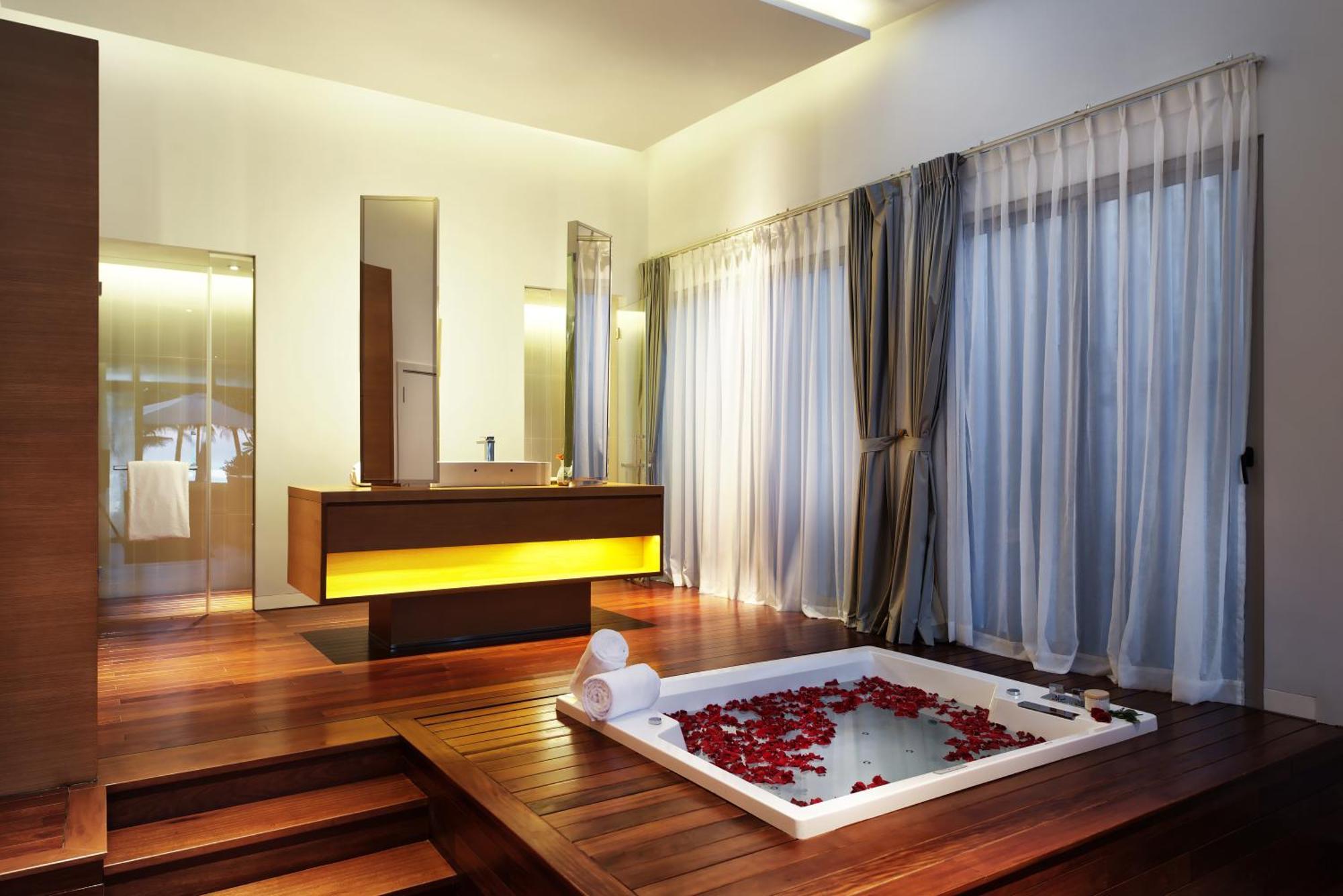 Naman Retreat Resort Đà Nẵng